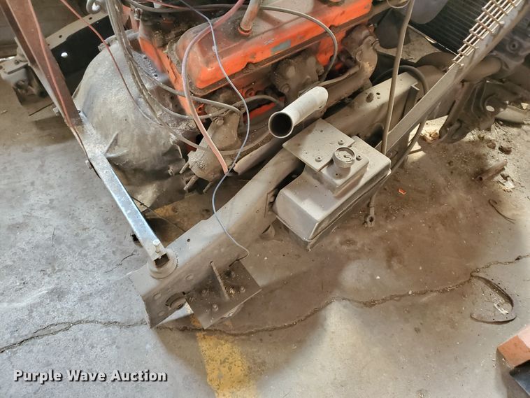 image for item HO9548 Chevrolet 350 C.I.D. V8 gas engine