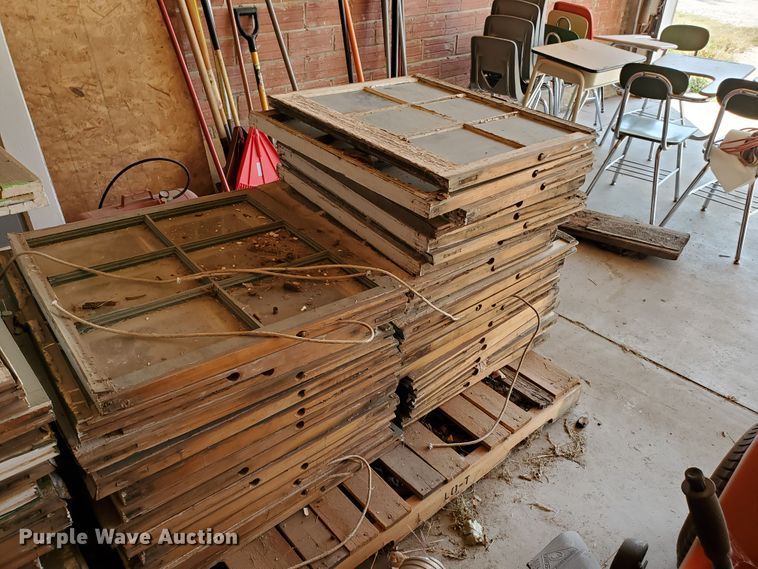 image for item HO9550 Building materials