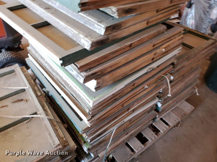 image for item HO9550 Building materials
