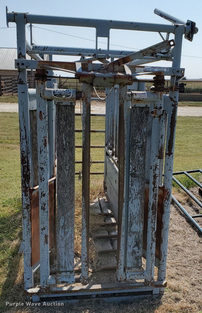 image for item HO9556 Pearson G6 squeeze chute