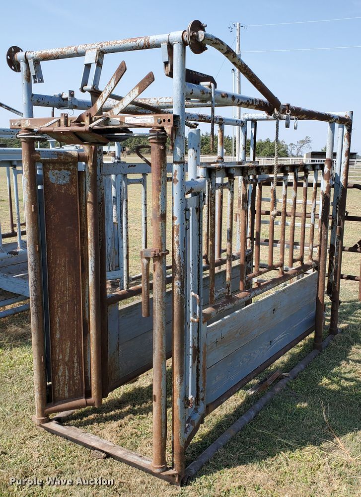 image for item HO9557 Pearson G93 squeeze chute