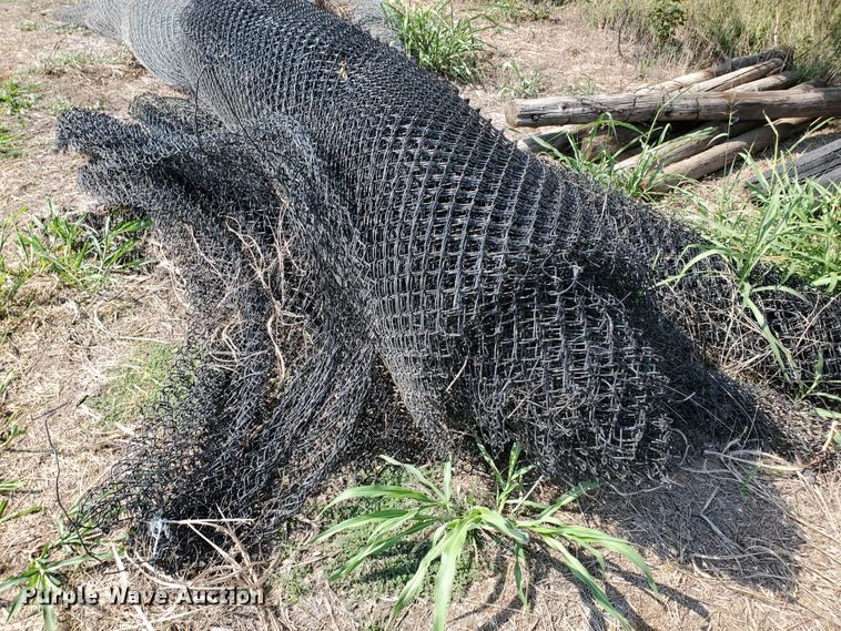 image for item HO9558 Approximately 17 rolls of chainlink fencing