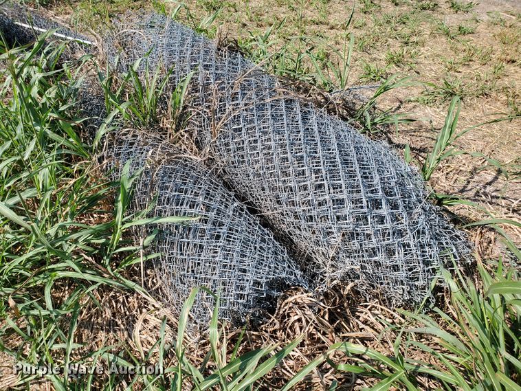 image for item HO9559 Approximately 25 rolls of chainlink fencing