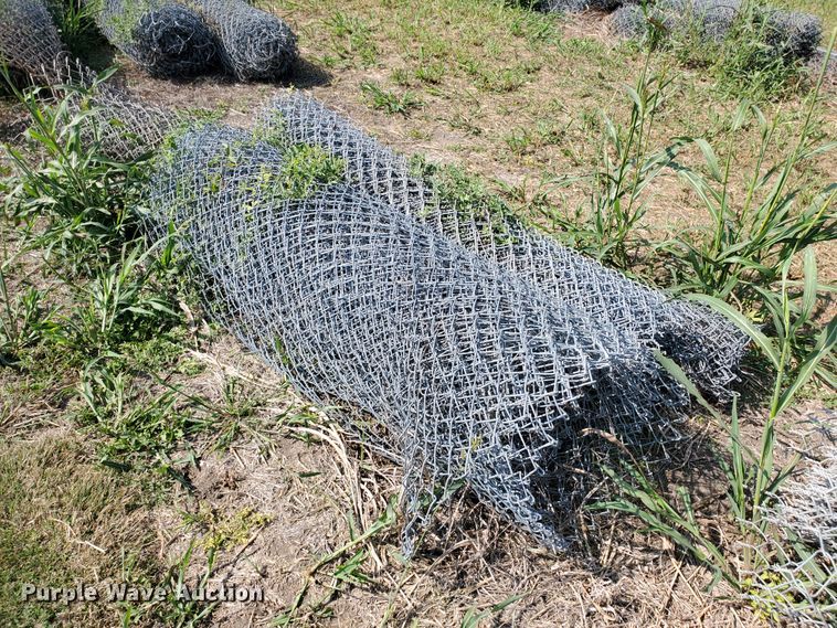image for item HO9560 Approximately 19 rolls of chainlink fencing
