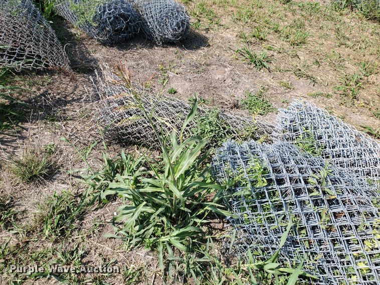 image for item HO9560 Approximately 19 rolls of chainlink fencing