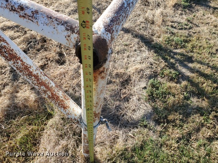 image for item HO9614 (4) metal livestock shed frames