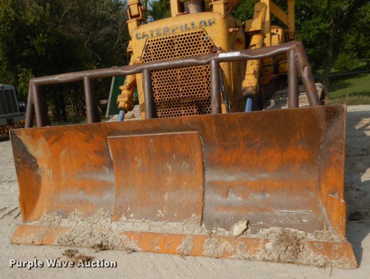 image for item HP9818 1971 Caterpillar D6C  dozer