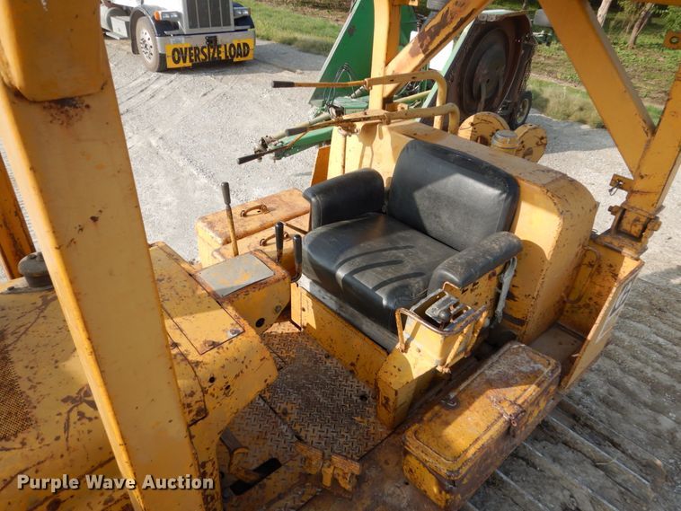 image for item HP9818 1971 Caterpillar D6C  dozer