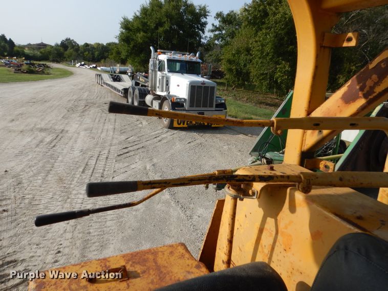 image for item HP9818 1971 Caterpillar D6C  dozer