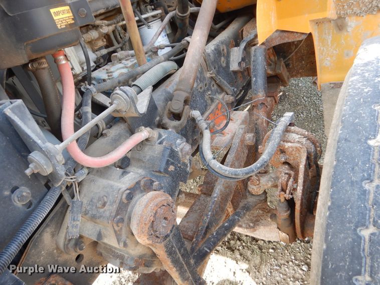 image for item HP9819 2000 International 4900  dump truck