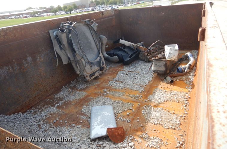 image for item HP9820 2001 Freightliner FL80  dump truck