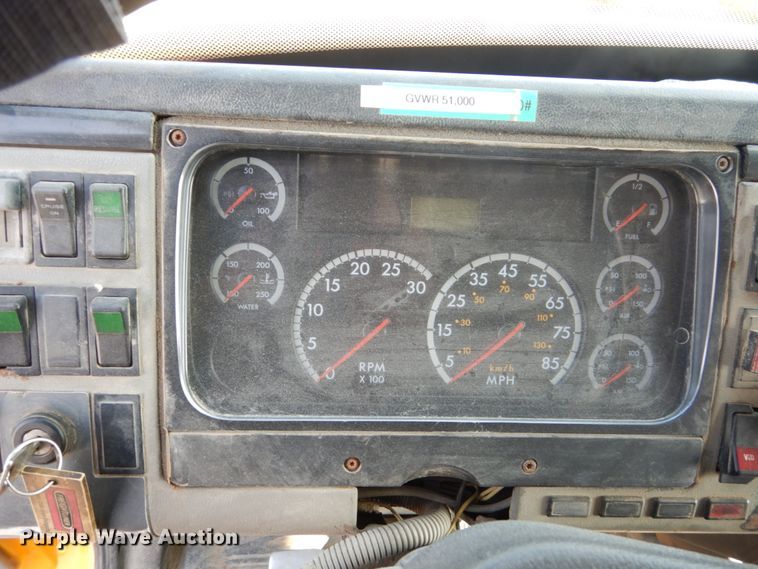 image for item HP9820 2001 Freightliner FL80  dump truck