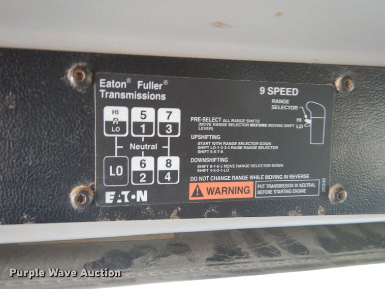 image for item HP9820 2001 Freightliner FL80  dump truck