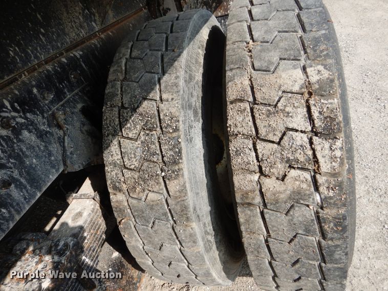 image for item HP9820 2001 Freightliner FL80  dump truck