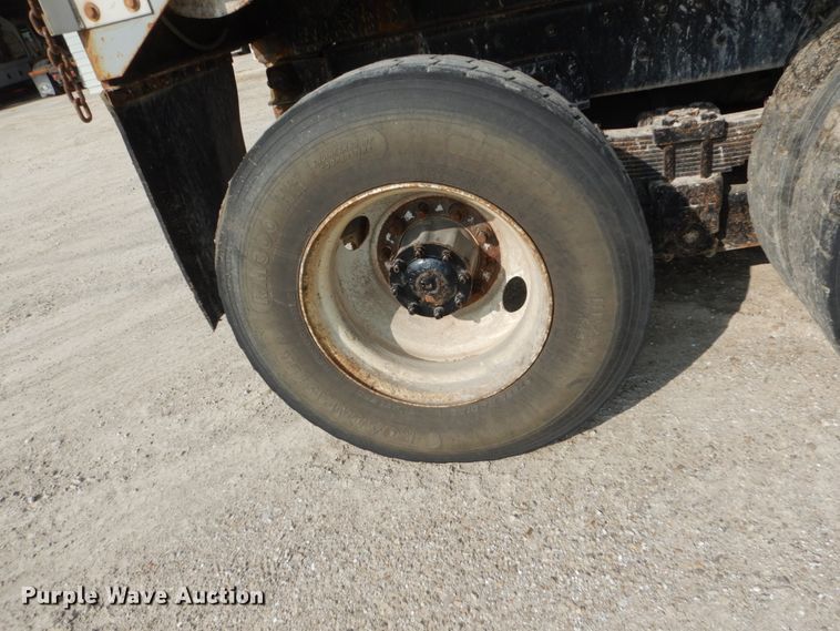 image for item HP9820 2001 Freightliner FL80  dump truck