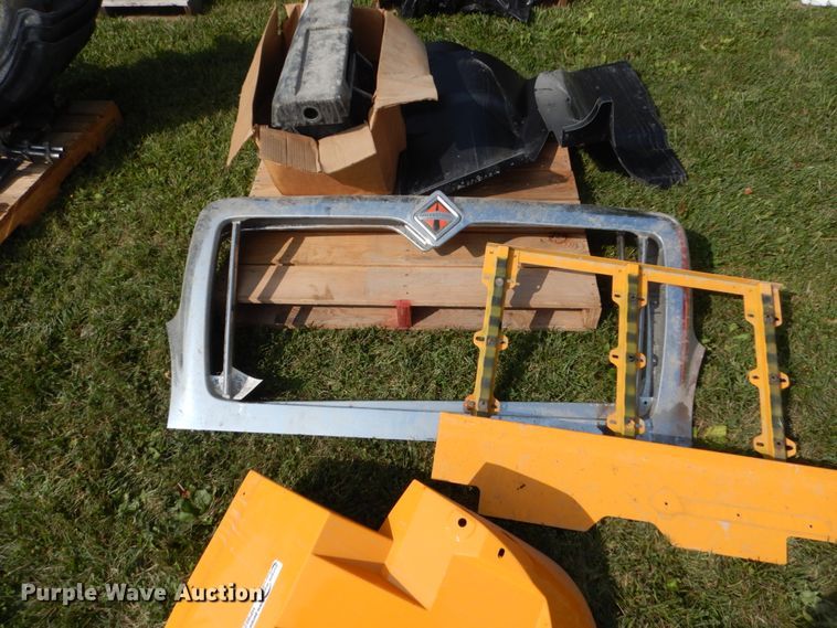 image for item HP9823 International truck parts