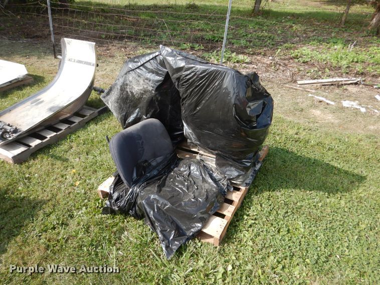 image for item HP9823 International truck parts