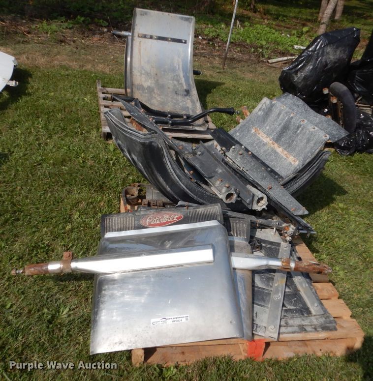 image for item HP9824 Truck fenders