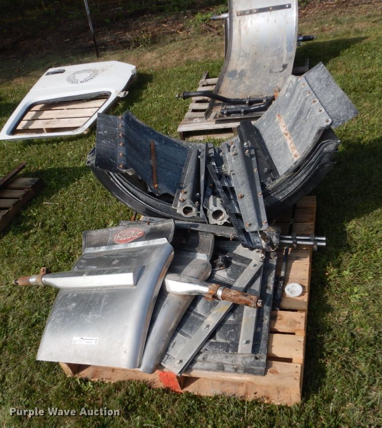 image for item HP9824 Truck fenders