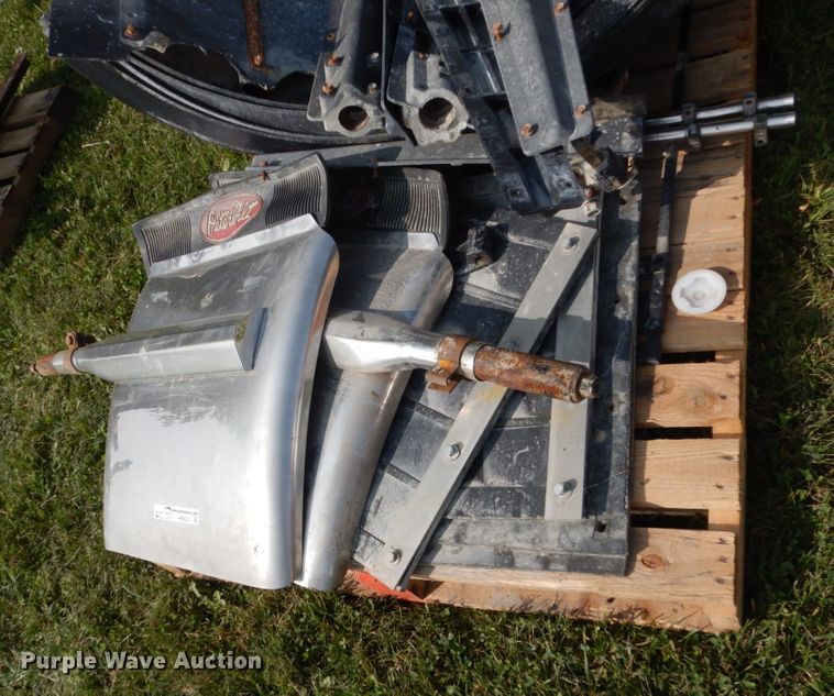 image for item HP9824 Truck fenders