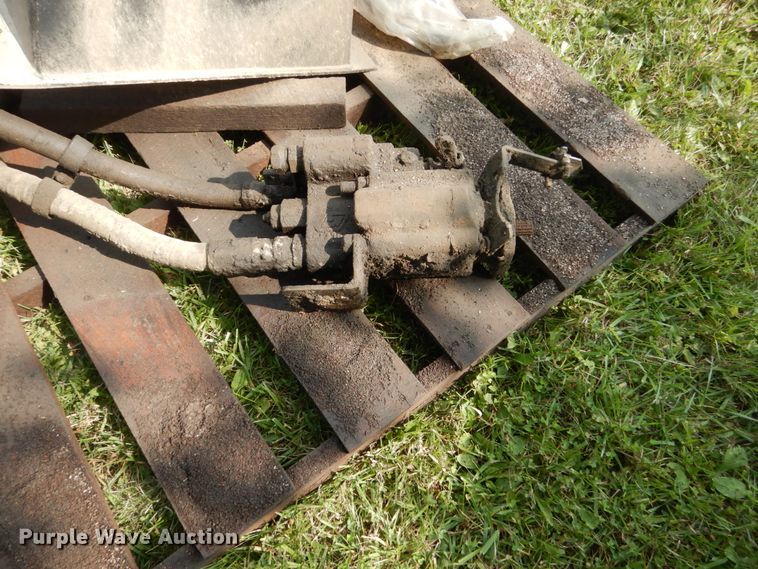 image for item HP9826 Hydraulic pumps and tanks