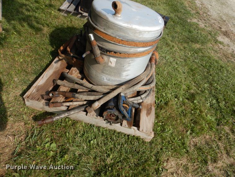 image for item HP9827 Fuel and lube