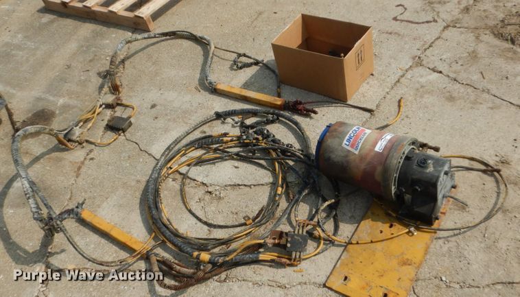 image for item HP9834 Lincoln auto luber