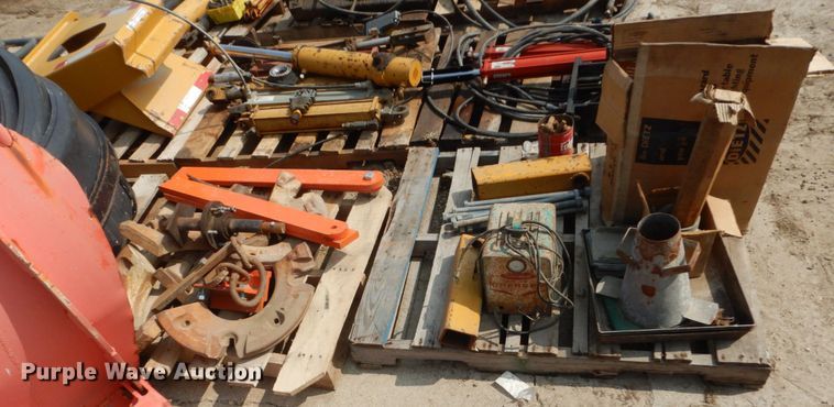 image for item HP9838 Wheel weights and parts