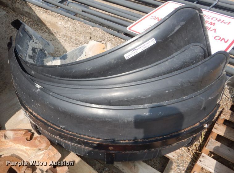 image for item HP9839 Plastic fenders