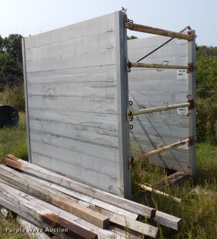 image for item HP9843 Duralite aluminum trench box