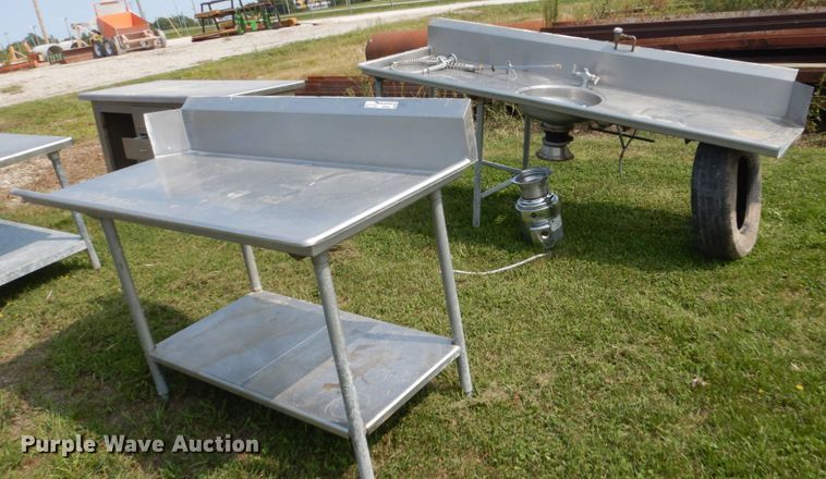 image for item HP9845 Stainless steel table and sink