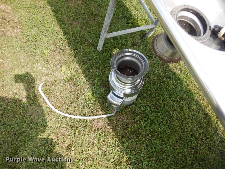 image for item HP9845 Stainless steel table and sink