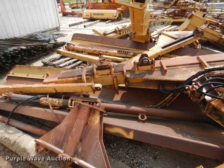 image for item HP9858 12'W snow wing