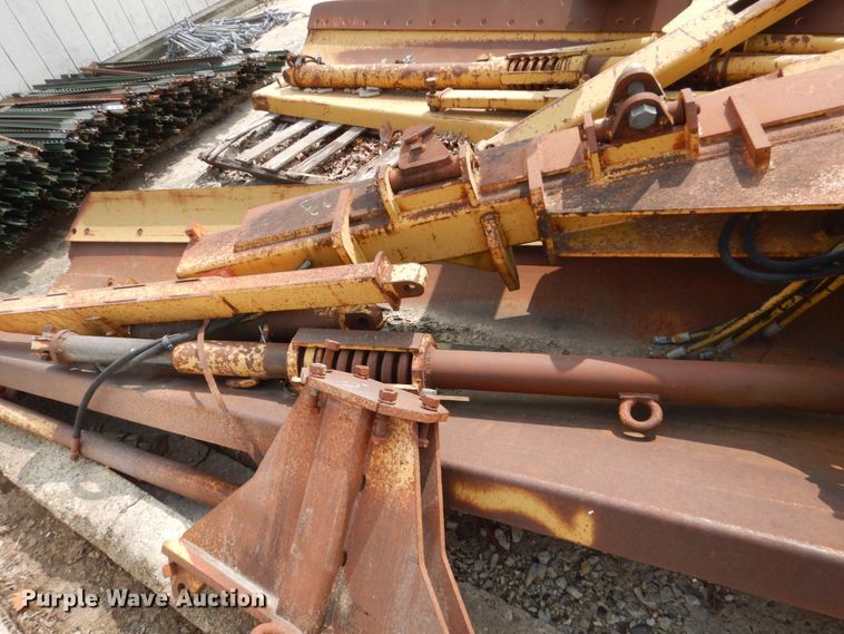 image for item HP9858 12'W snow wing