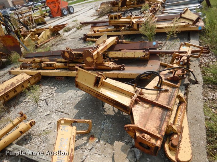 image for item HP9861 12'W snow wing