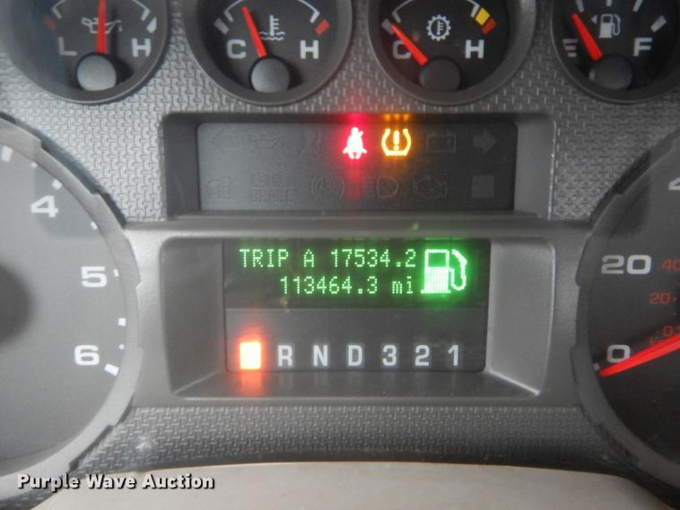 image for item HW9336 2010 Ford F250 Super Duty XL  pickup truck