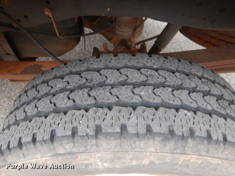 image for item HW9336 2010 Ford F250 Super Duty XL  pickup truck