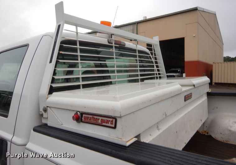 image for item HW9342 2006 Ford F250 Super Duty XL  Crew Cab pickup truck