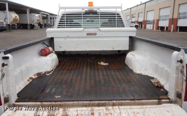 image for item HW9342 2006 Ford F250 Super Duty XL  Crew Cab pickup truck