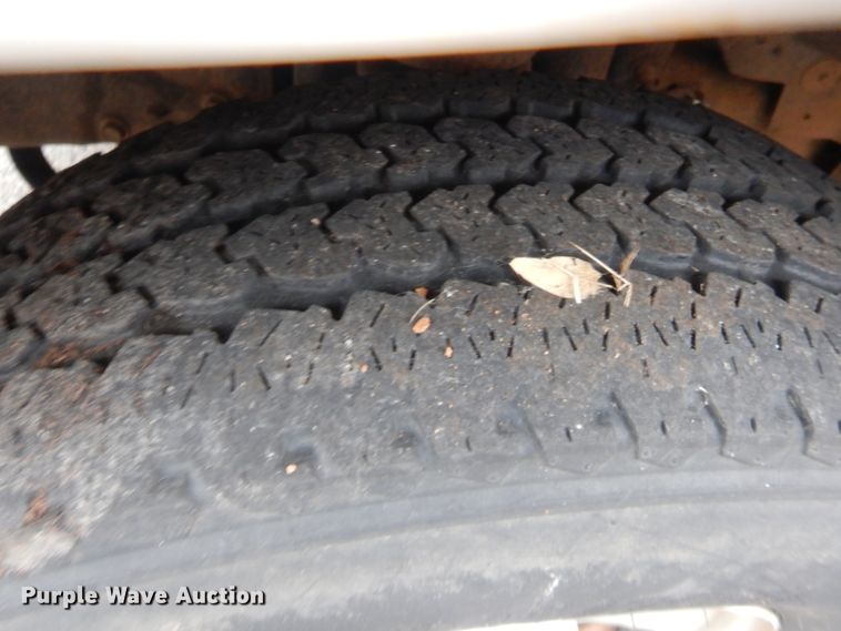 image for item HW9342 2006 Ford F250 Super Duty XL  Crew Cab pickup truck