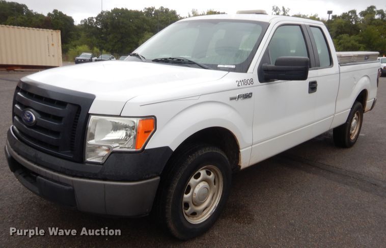 image for item HW9343 2011 Ford F150 XL  SuperCab pickup truck