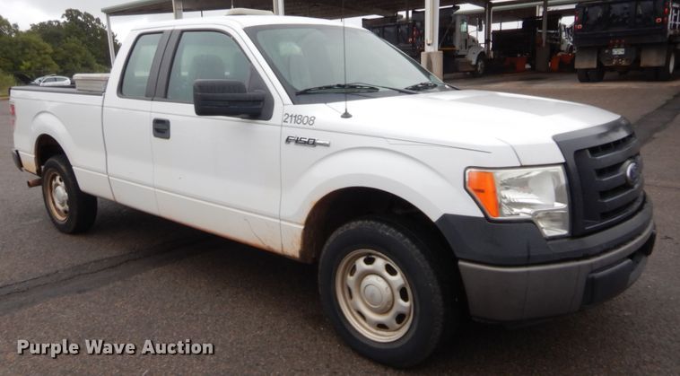 image for item HW9343 2011 Ford F150 XL  SuperCab pickup truck