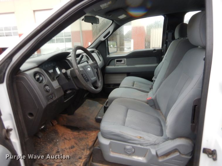 image for item HW9343 2011 Ford F150 XL  SuperCab pickup truck