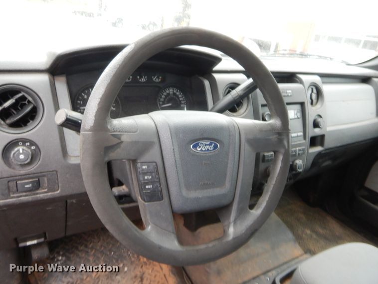 image for item HW9343 2011 Ford F150 XL  SuperCab pickup truck