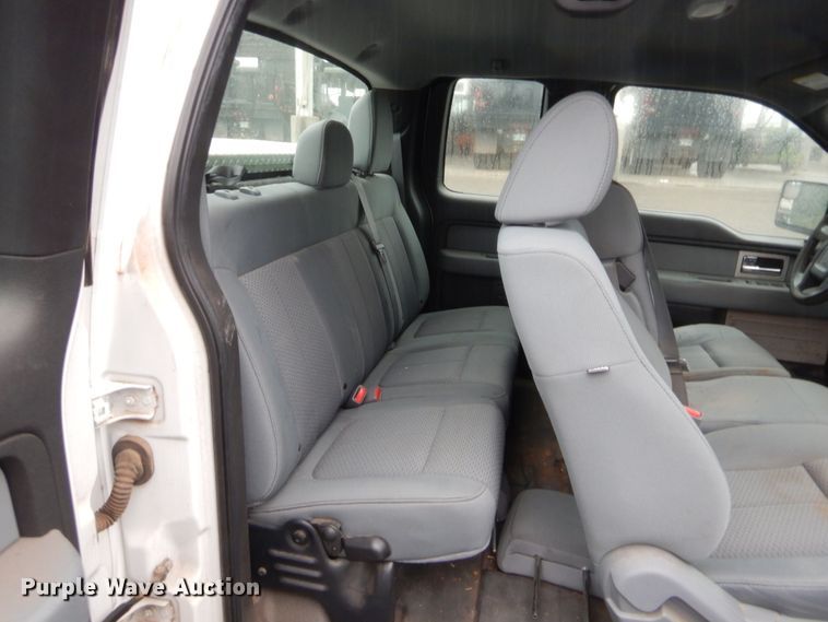 image for item HW9343 2011 Ford F150 XL  SuperCab pickup truck