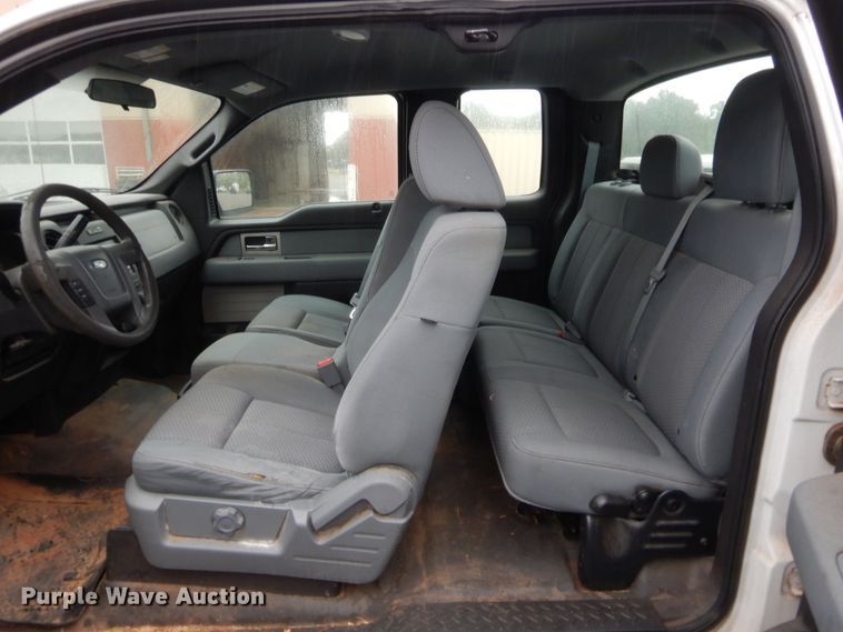 image for item HW9343 2011 Ford F150 XL  SuperCab pickup truck