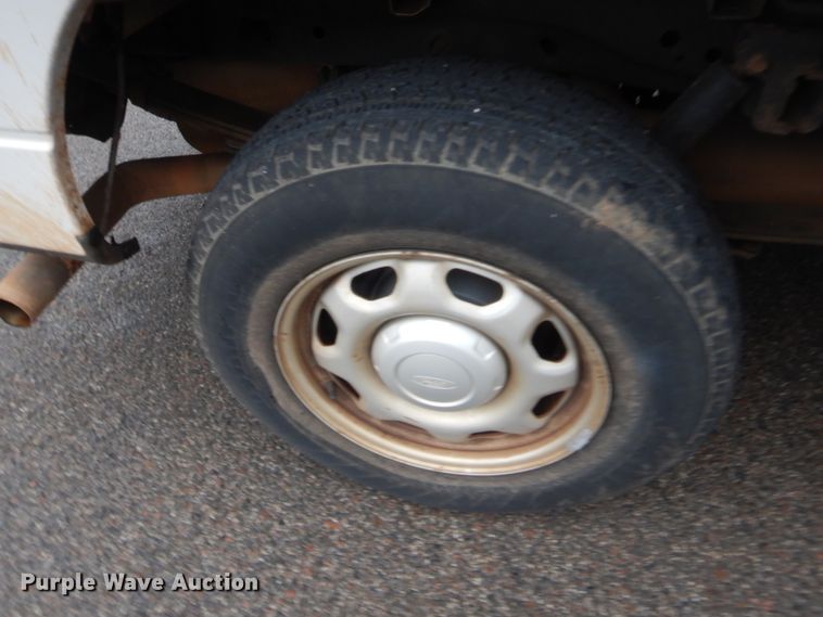 image for item HW9343 2011 Ford F150 XL  SuperCab pickup truck