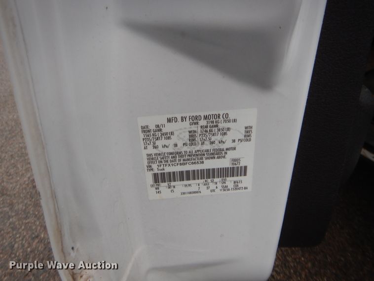 image for item HW9343 2011 Ford F150 XL  SuperCab pickup truck