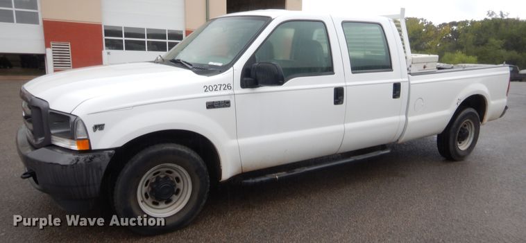 image for item HW9345 2002 Ford F250 Super Duty XL  Crew Cab pickup truck