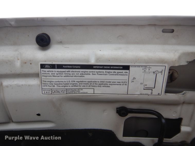 image for item HW9345 2002 Ford F250 Super Duty XL  Crew Cab pickup truck